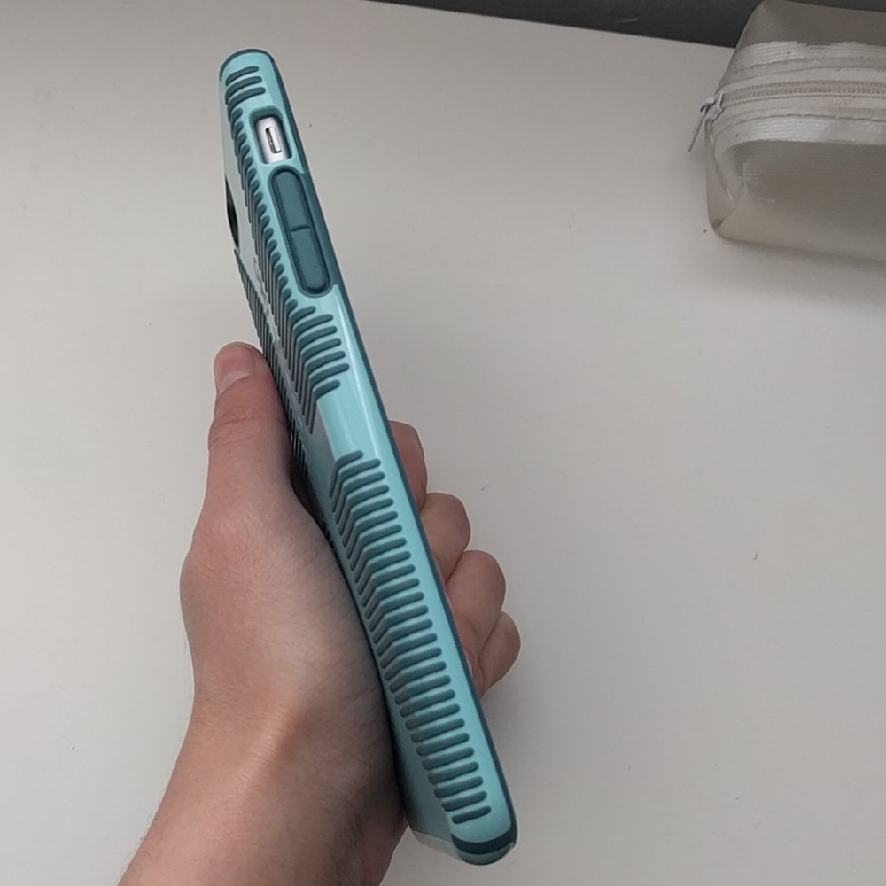 iPhone Plus cases - Picture 9 of 16